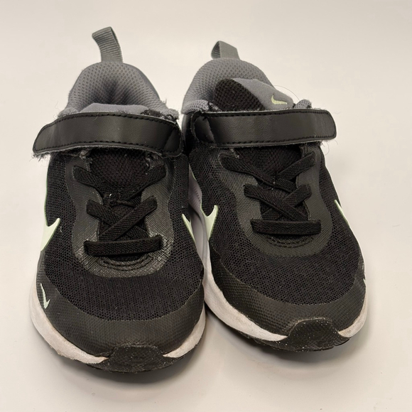 Nike Other - Nike boys revolution Sneakers Black Gray Size 9 (Toddler Boy)